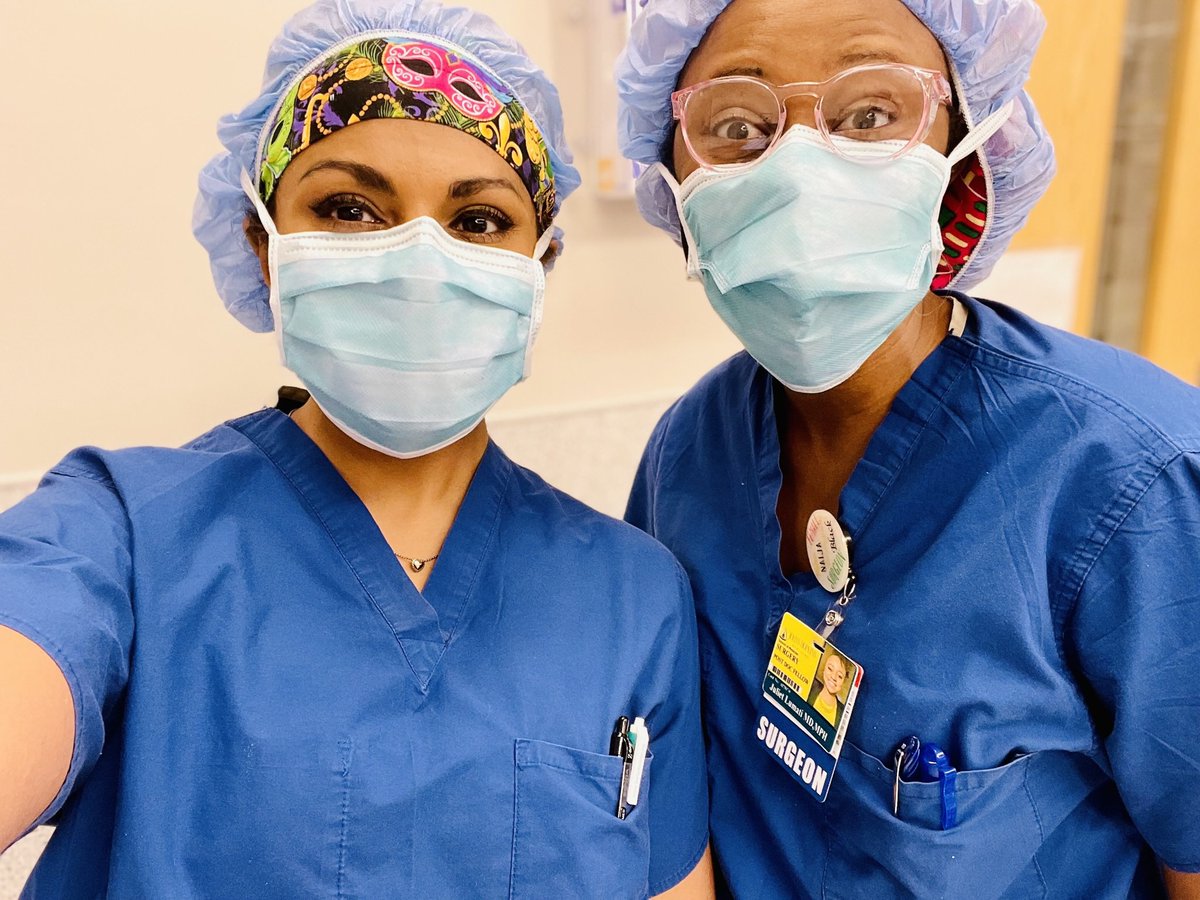 JulietOkoroh's tweet photo. It’s that time we get to say goodbye to my second year #CGSOfellows !!:)congrats to @AllyIstl @GDIveyMD on fantastic jobs &amp; to my motivator! @RheaUdyavar congrats on @TheAAESfellowship !:) #PhotoDump with @jhatjhmi1 @FabianJohnston @hopkinssurgery it’s been a great year ! https://t.co/mWUuWeLCJV