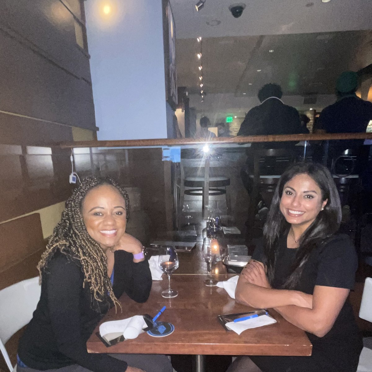 JulietOkoroh's tweet photo. It’s that time we get to say goodbye to my second year #CGSOfellows !!:)congrats to @AllyIstl @GDIveyMD on fantastic jobs &amp; to my motivator! @RheaUdyavar congrats on @TheAAESfellowship !:) #PhotoDump with @jhatjhmi1 @FabianJohnston @hopkinssurgery it’s been a great year ! https://t.co/mWUuWeLCJV