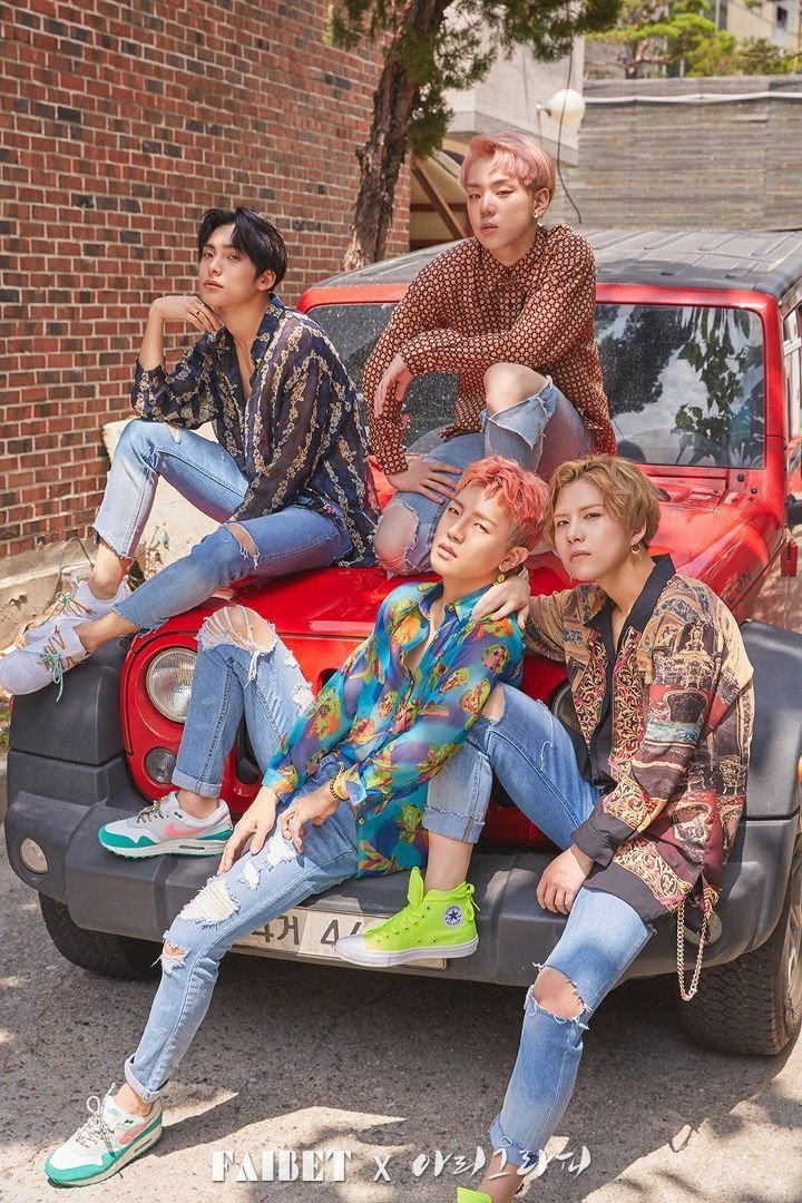 HourlyDonghun's tweet photo. [ @official_ACE7 | #ACE | #에이스 | #DONGHUN | #동훈 ] https://t.co/CGb9b7fCJR