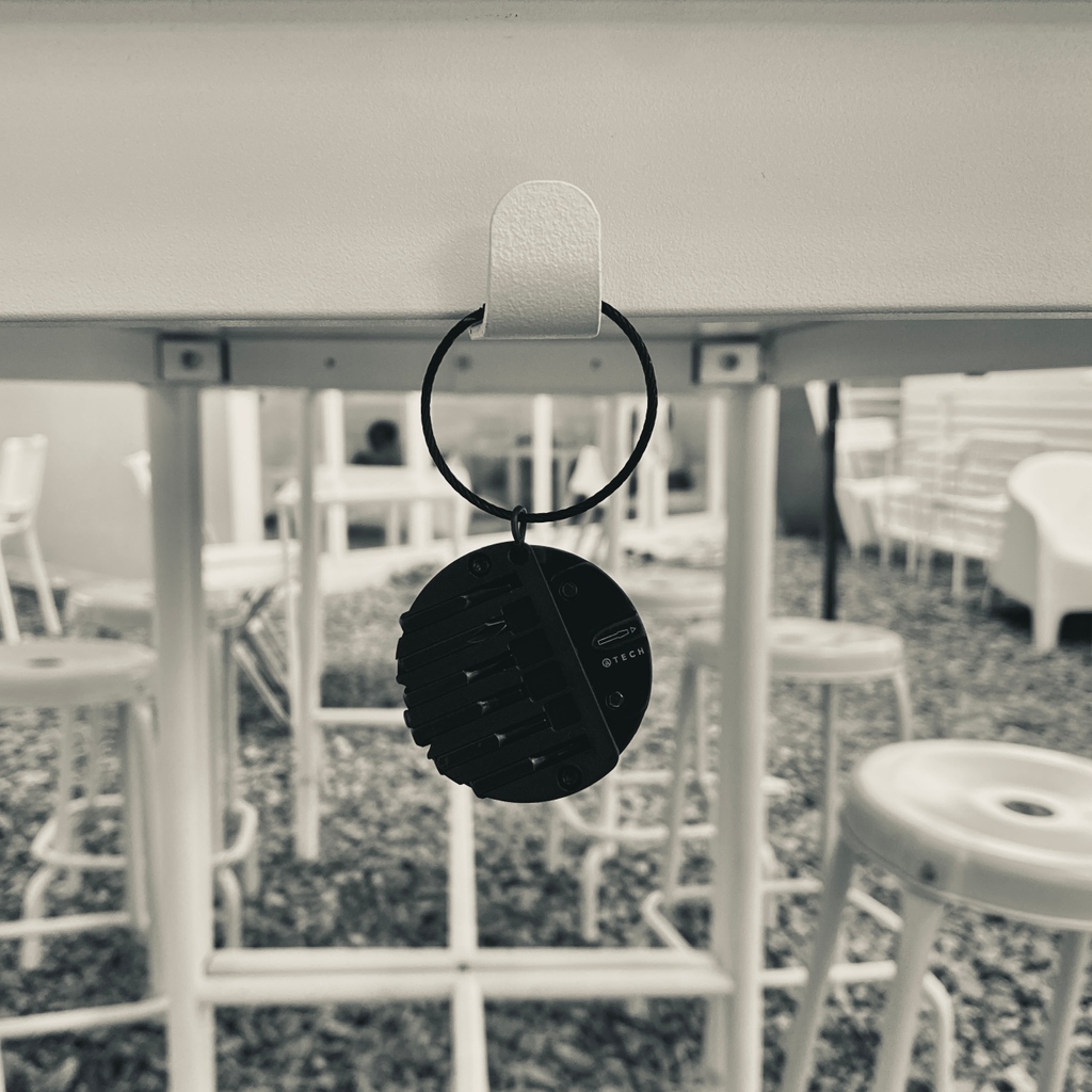 Atechgo's tweet photo. A small but very useful multitool!

This keychain is tucked with 8 handy functions that are great for indoor and outdoor use. Compact enough to fit through your keys and bags!

#edc #edcgear #everydaycarry #sanfrancisco #edccommunity #dailycarry #gearphotography #gearcollection https://t.co/ulPTzSgrHm