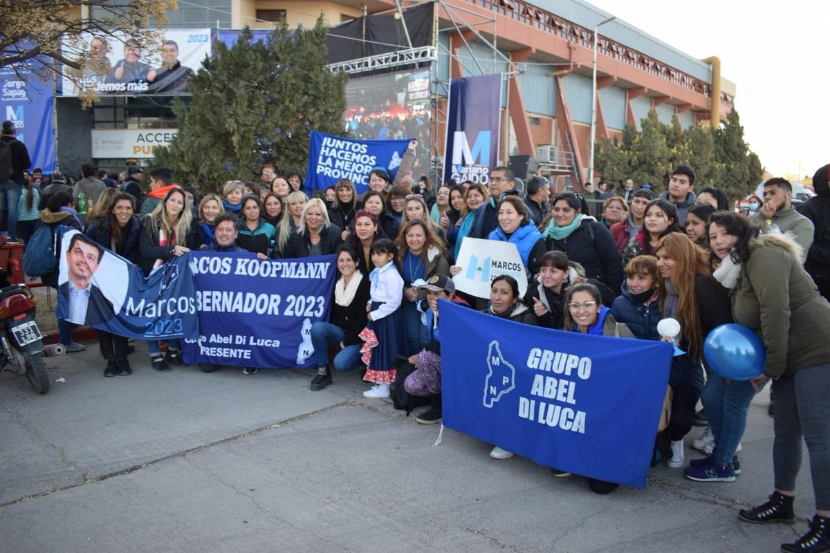 El Ruca Che tembló gracias a la militancia de la #ListaAzul, en el lanzamiento de la reelección de <a href="/MarianoGaidoOk/">Mariano Gaido</a> como intendente en la ciudad de Neuquén y <a href="/marcoskoopm/">Marcos Koopmann</a> como gobernador para el 2023💙

#HayFuturo  #HayEquipo  #MPN