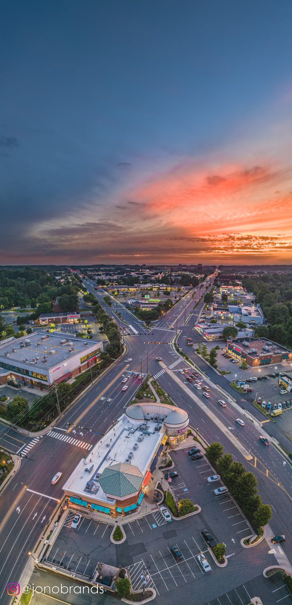 jonobrands's tweet photo. Another gorgeous sunset in Fairfax City. https://t.co/OPFOPSwDt2