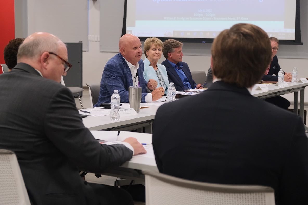 drstephenloyd's tweet photo. Great kick off to Tennessee Opioid Abatement Council! #stopoverdosedeaths https://t.co/aNhZ8QzuUM