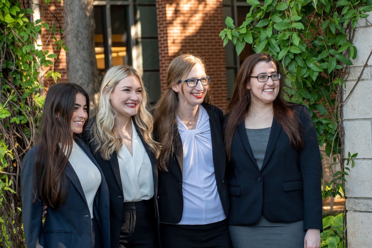 BaylorLawSchool's tweet photo. There's nothing quite like the last day of Practice Court! #OnlyAtBaylorLaw #FutureBaylorLawyers #PracticeCourt #OnMyLastDayOfPC https://t.co/b2QrKXsecI
