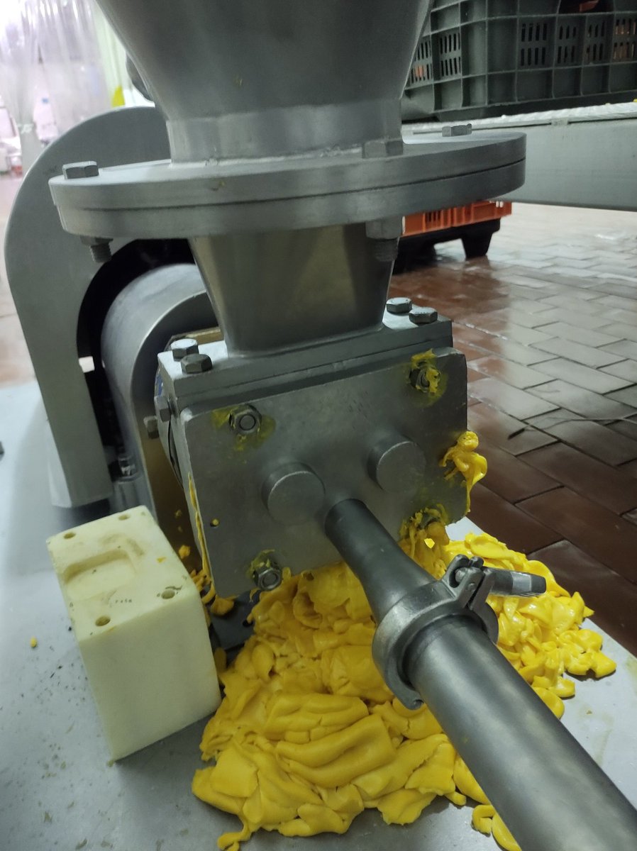 Will_Pump's tweet photo. Revisión de bomba de lobulos APV serie R @SPXFLOW para manejo de queso 🧀 Contáctanos, te ofrecemos Soluciones que Fluyen #bomba #pump #sanitaria #sanitary #queso #lobulo #lobe #cheese #apv #spxflow #USA 🇺🇸 #Mexico 🇲🇽 #willpump 🐔💧 #FluyendoContigo https://t.co/qnIzipedPC