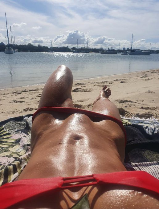 Happy weekend ❤️ https://t.co/smK9SbxpNh<a href="/tag/fitnessmotivation"class="tags"><span>#fitnessmotivation</span></a><a href="/tag/saturdayvibes"class="tags"><span>#saturdayvibes</span></a>