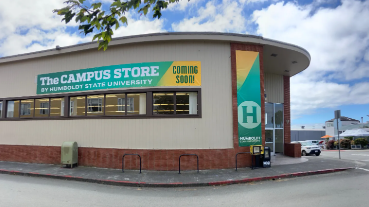 HSUEnglish's tweet photo. Getting Familiar with our Campus Community

We just opened a NEW off-campus Bookstore! The campus bookstore is located on the 3rd floor adjacent to the University Quad, where everything from local artists to clubs, organizations, jobs and internships happen! https://t.co/UopdxZRjjH