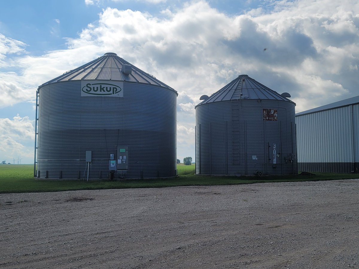 Anyone in Twitter land looking for a grain bin? These need to go.  20,000 bushel and 10,000 bushel. Retweets appreciated