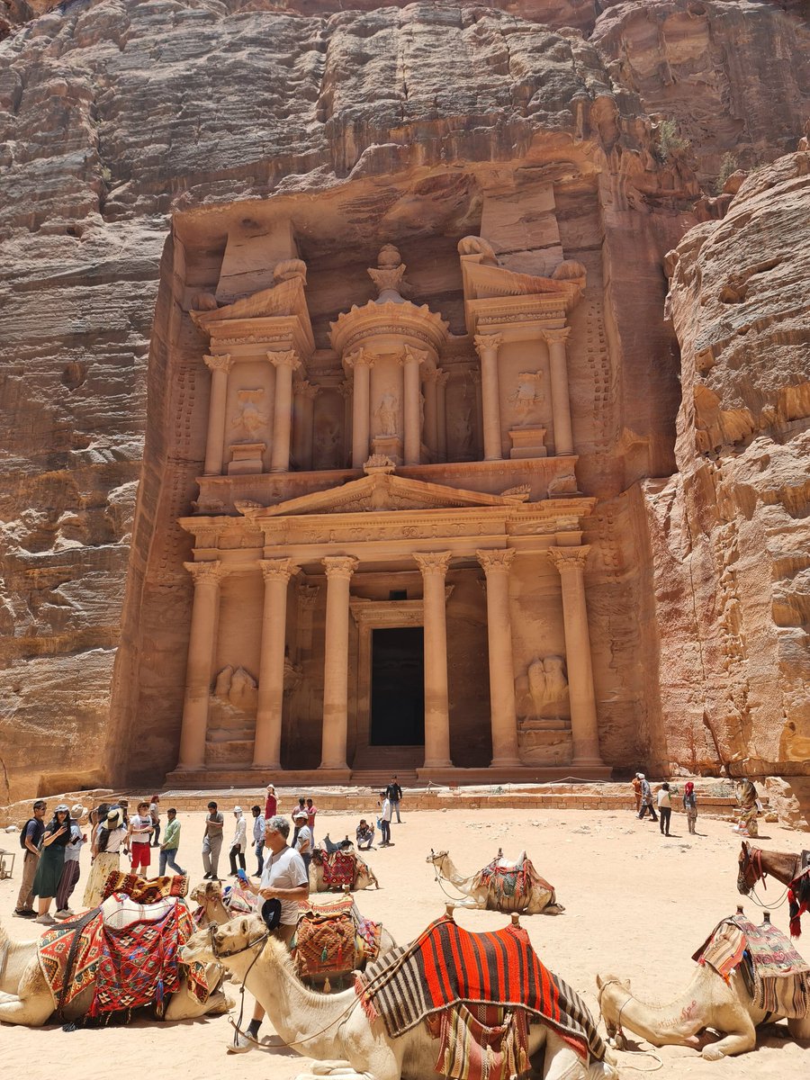 jaffal's tweet image. Amazing time in #Petra Jordan 🇯🇴 with @VargaT @arvindgehlot @ThakkarNilesh
Osama Heebe, Suhail Hijazi 
#sugmea
@TanasukTech 
@SUG_MEA 
@Sitecore