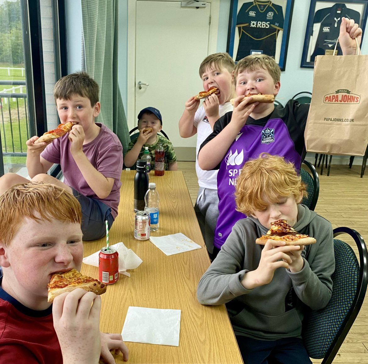 Davidjvickers's tweet photo. Community club at its best @HamiltonBulls @SAMHtweets @coopuk @GillianMacMSP @Tartan_Touch @PapaJohnsUK  @AilidhHood @Scotlandteam https://t.co/xp4CUEQDyb