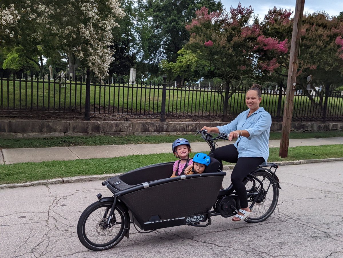 BikeBelleMlps's tweet photo. I have been counting down days for this and it’s finally arrived…
first bike ride!
#firstridefriday https://t.co/69YsMbGDzA