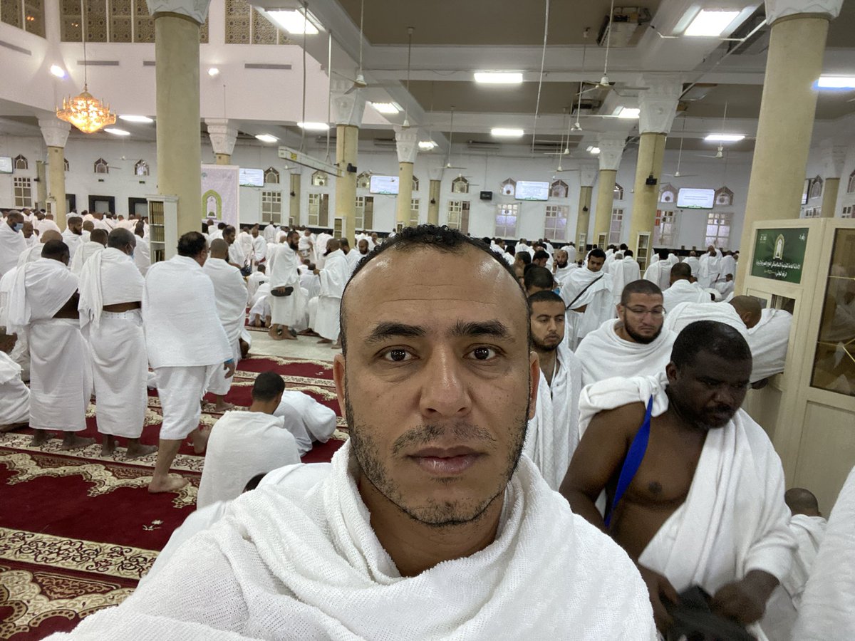 كل عام وانتم بخير وصحة وسلامة عيد مبارك سعيد عليكم🕋🕋🕋