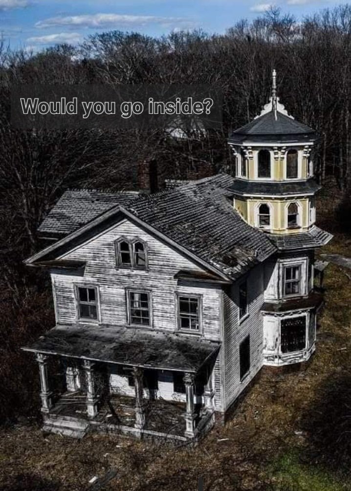 Kruell_Nation's tweet photo. Something about houses with towers.
I'd setup camp at the top ๐
#abandoned #deserted #probablyhaunted https://t.co/BMjw53Uwbr