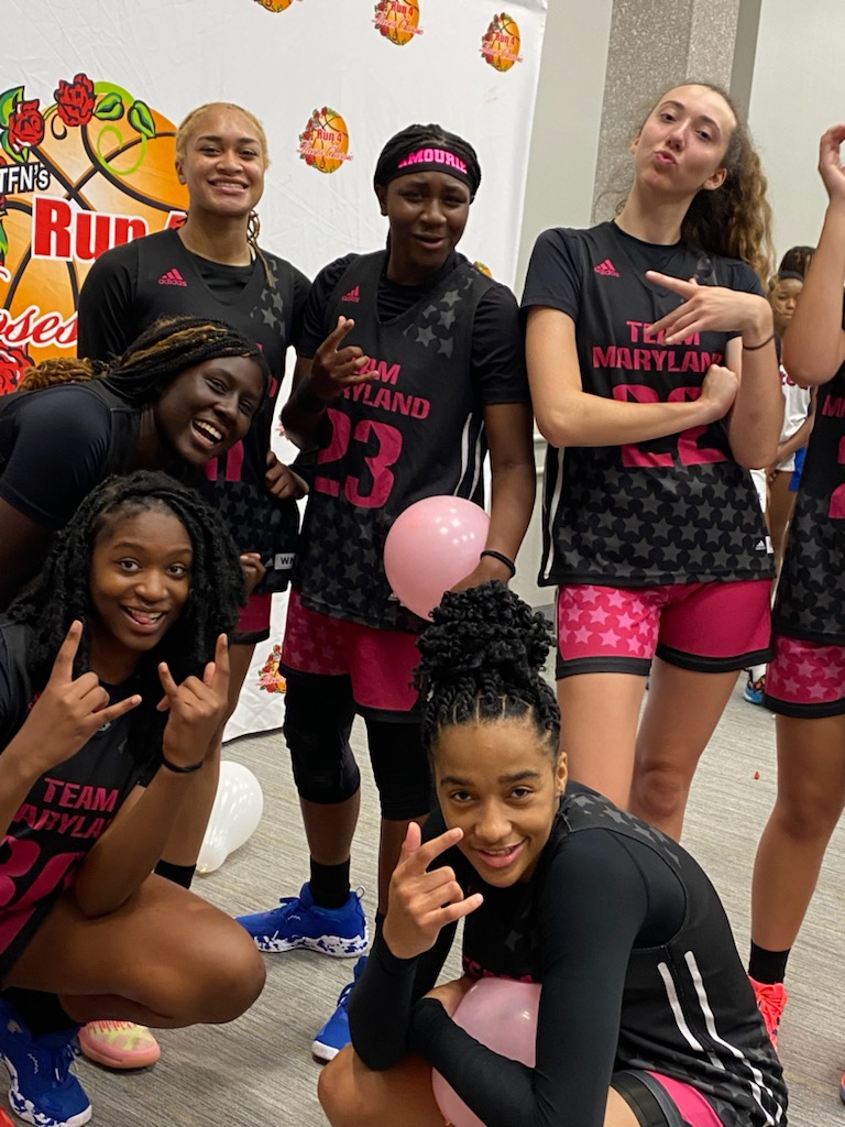 CoachWaltGrlzBB's tweet photo. I am super proud of our "Emmaculate 8" for their performance at Run 4 the Roses...When you have a lock down defender; guards who average double -doubles; posts who can stretch the floor; shooters; and bullies who control the paint; you have a recipe for 🏆🌠🌠🌠 https://t.co/EN2pk0oXod