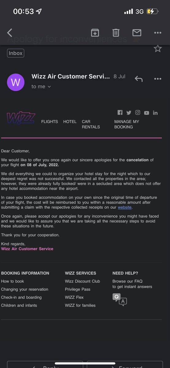 dobuma_rebeka's tweet photo. #WizzAir @wizzair @WizzAirUK_W9  cheers babe, I’m just going to sleep in my clothes for 72hrs, since the next flights in 48hrs and you won’t let me get my baggage back, merry Xmas xoxoxoxo no amount of swears words describes your incompetence rn https://t.co/q0XLBMzOF6