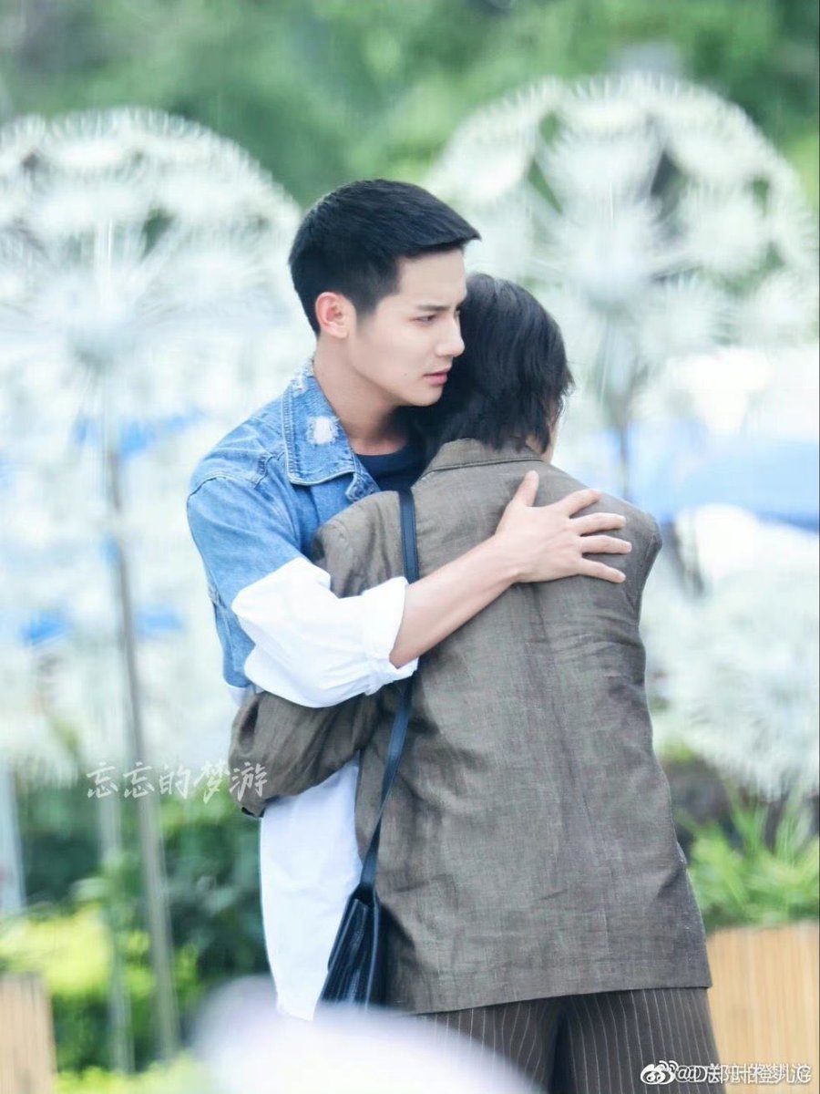 11MillionLeaves's tweet photo. หวงเค้า หึงเค้า แต่เค้าไม่เคยรู้เลย😅 กอดนี้ที่อบอุ่นใครๆก็อยากกอดเค้า🥰 เราก็ด้วย …
#ZhengYecheng #郑业成
#LiLandi
#HardcoreEra #硬核时代 https://t.co/goSlYk4pvW