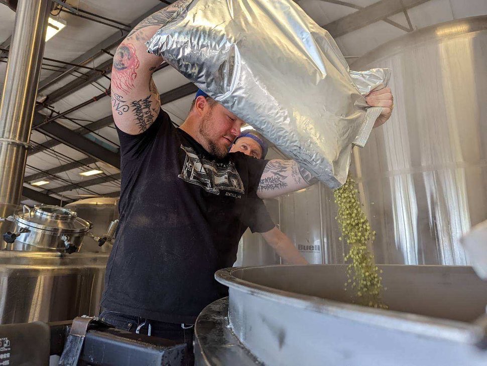 BoneyardBeer's tweet image. We're honored to have Ken with @holymtnbrewing in Bend on our old brewhouse throwin' down a collab. HOLY BONES is a black IPA hopped with Cascade, Centennial, Simcoe, Amarillo and Chinook and will be coming SOON on draft and in cans. #letitbeknown #holybones