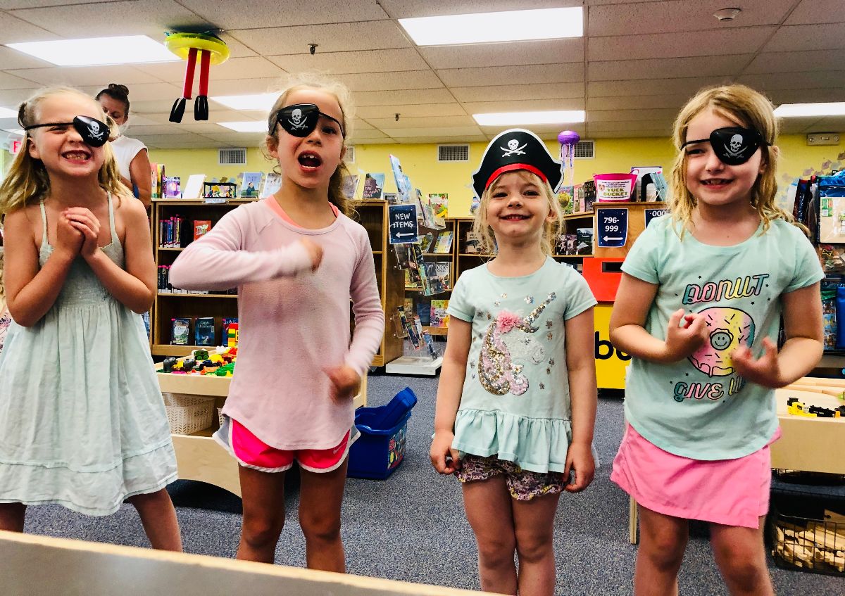 Hampton NH Library tweet media