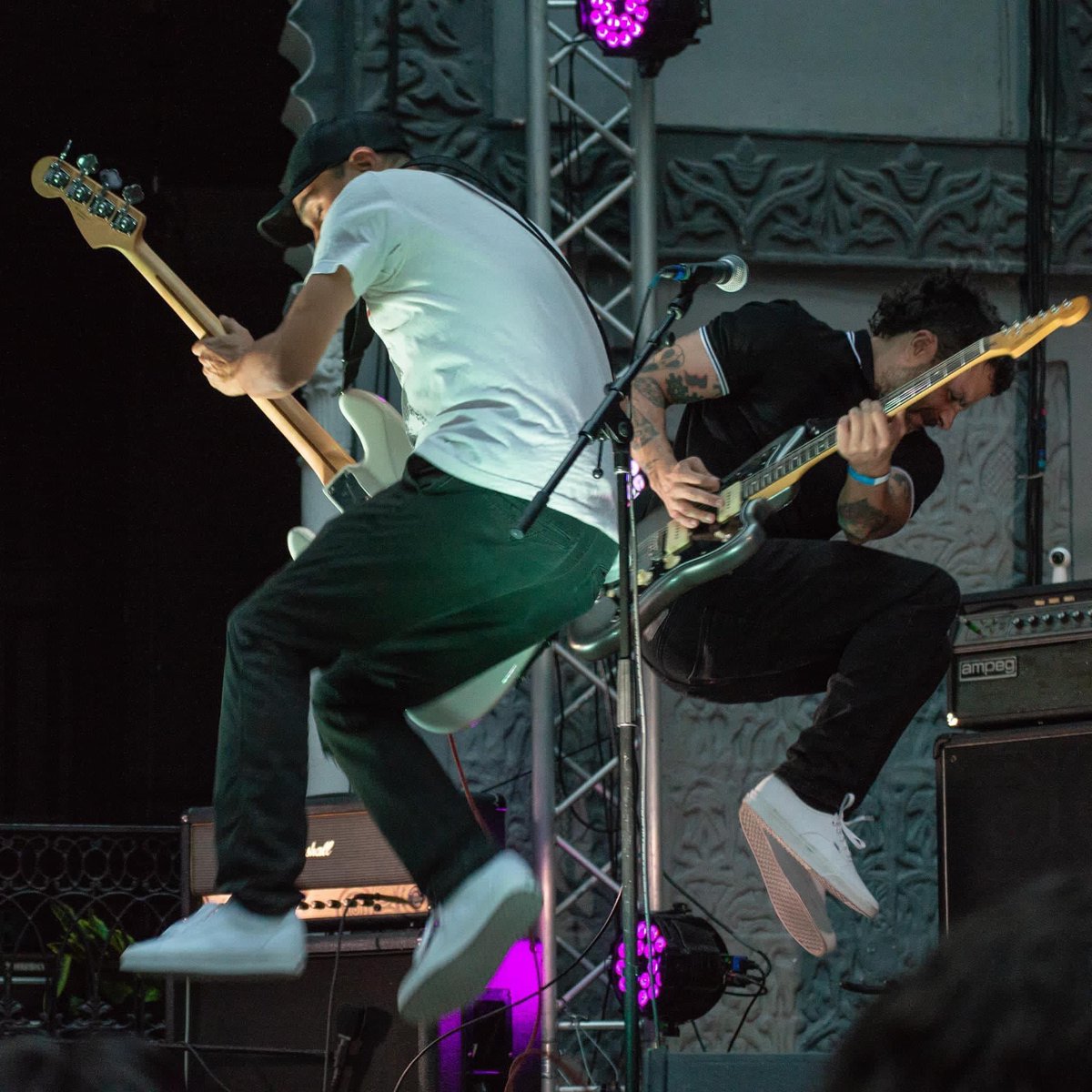 🔥🔥 Nueva rola: <a href="/bigspinpunk/">Big Spin</a> se han rifadosu versión de "Bye Bye" y dejaron un bello mensaje: La rola no es un cover de Vilma Palma, la compusimos con la misma técnica que uso PXNDX y  José Madero Vizcaíno, Guiño, Guiño... 😉🤣😁

👀⏭ youtube.com/watch?v=HB5kmw…