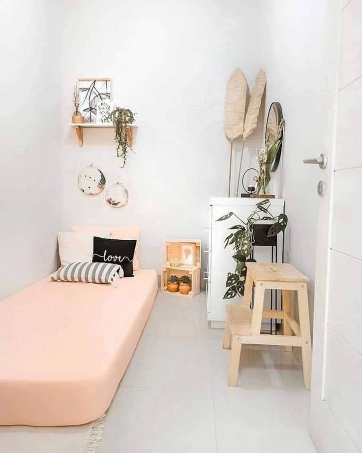 somexrecom's tweet photo. Anak kosan / yang baru ngekos merapat!

Barang yang wajib ada di kamar tidur anak kosan!

- a thread - https://t.co/uCpcsKk0tf