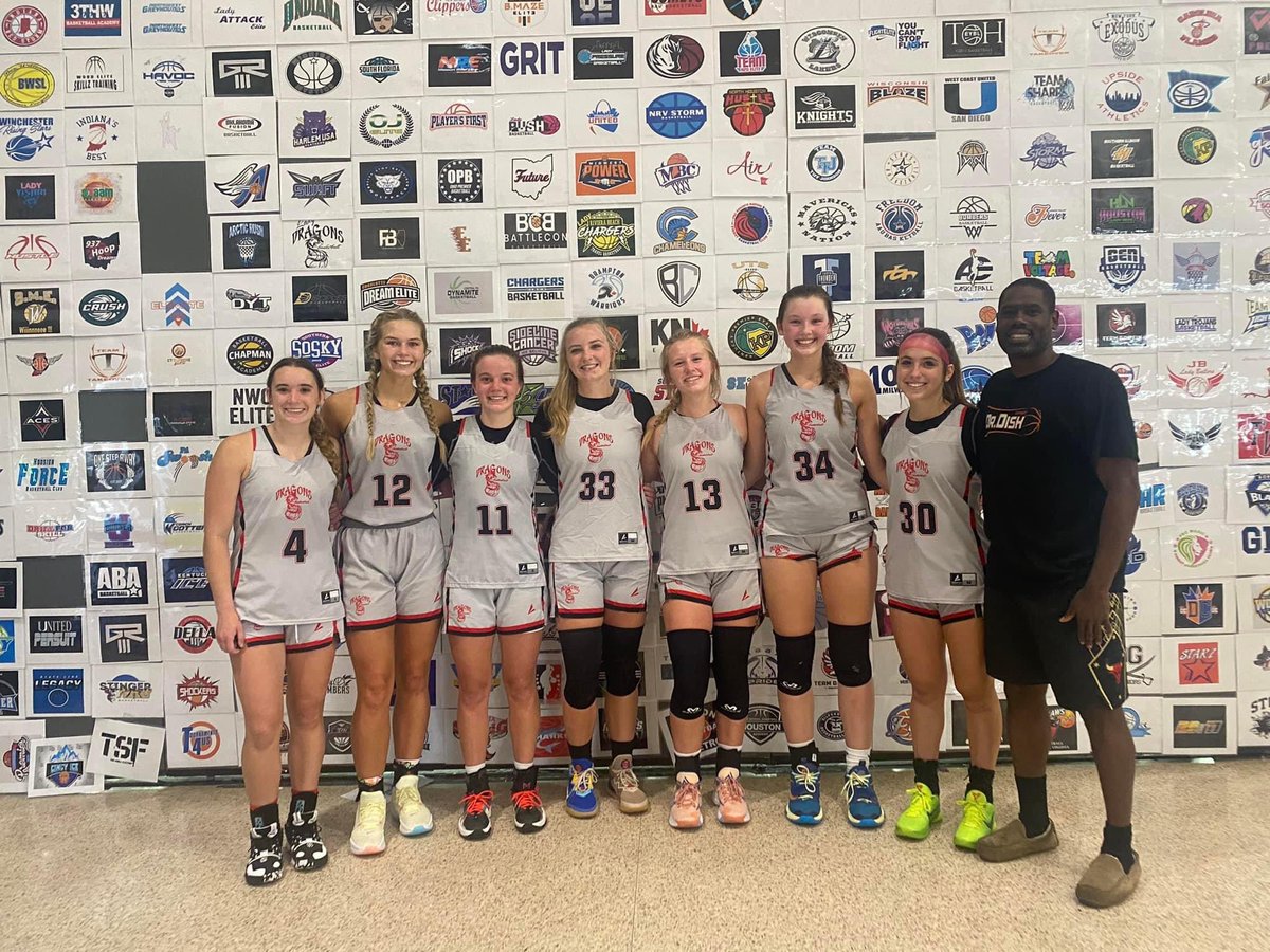 JackieStemple's tweet photo. What a week these girls have had @TFNsRun4Roses! They went 5-1 and only lost by 1 point in the platinum championship game! They played teams from SC, AL, TN, NJ and NY and beat Nike EYBL, GUAA and Adidas Gauntlet teams! The future is very bright for this @lady_dragons team!! https://t.co/sBYcifGfnd