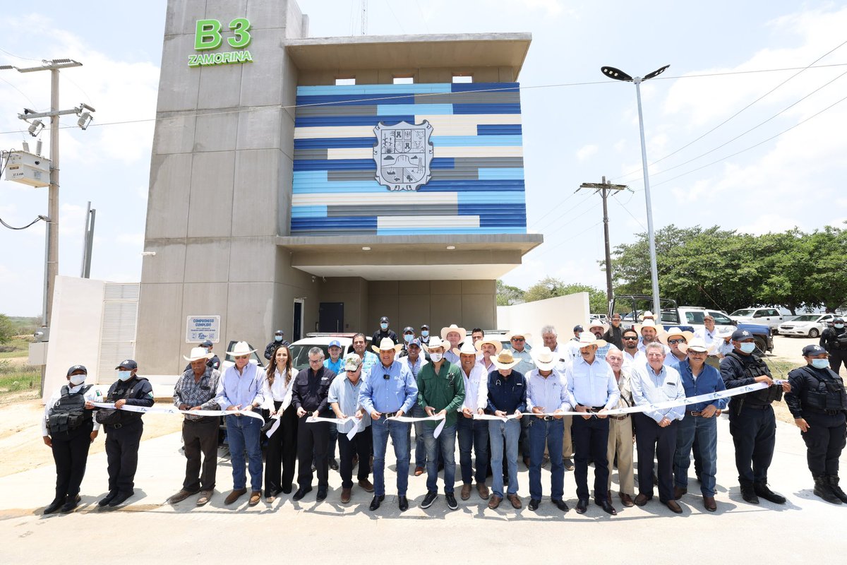CecidelAlto's tweet photo. Para continuar garantizando seguridad vial a los miles de usuarios que circular por nuestras carreteras, hoy en compañía del Gobernador @fgcabezadevaca inauguramos la #EstaciónTam “Zamorina”, ubicada en el tramo carretero #SotoLaMarina - Aldama, cerca de la localidad La Zamorina. https://t.co/FOo5EJno7r