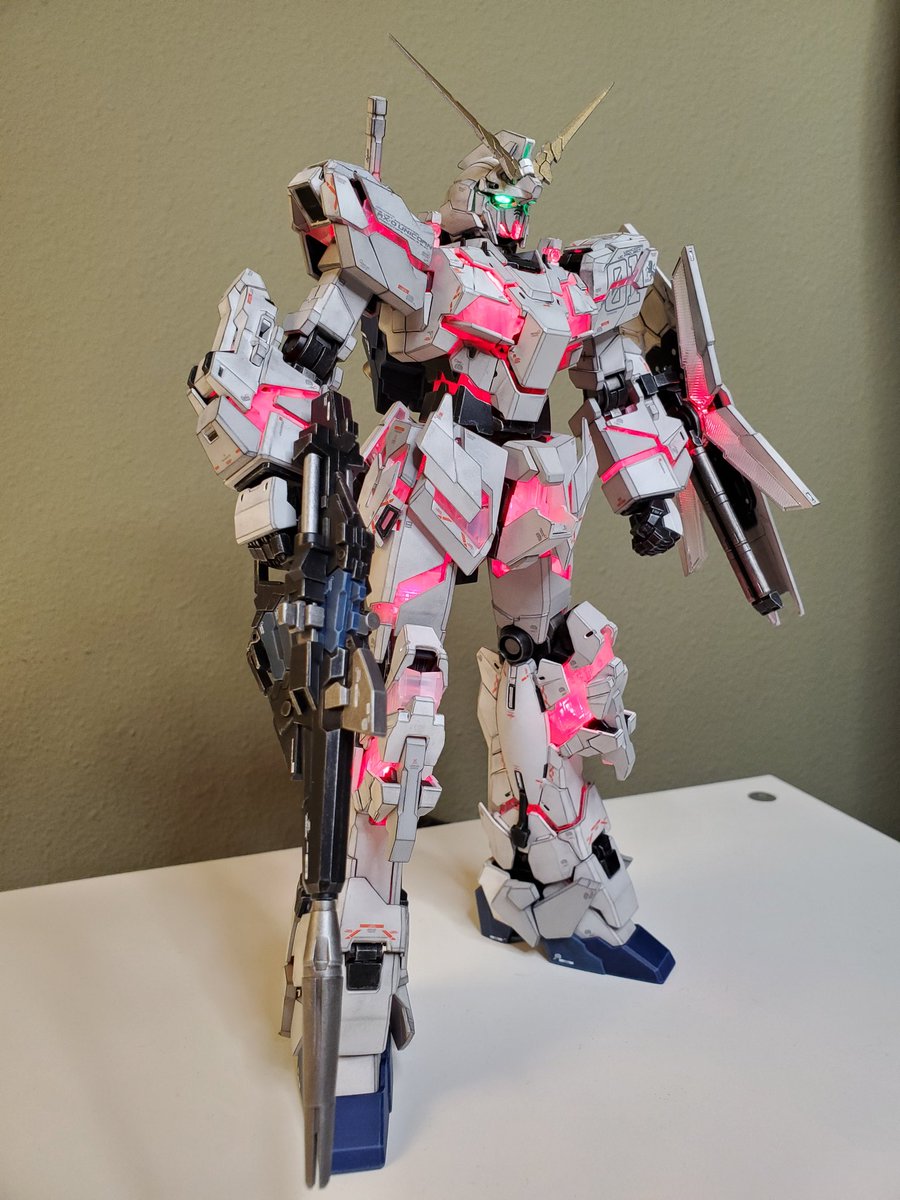 I finished building another Gundam plastic model kit. This is the MGEX Unicorn Gundam and it had a lighting kit.