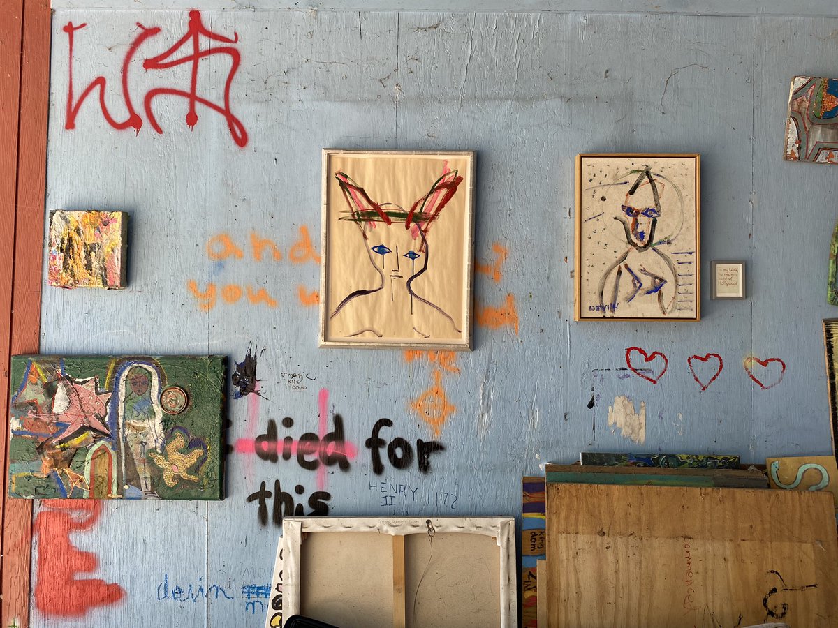 beeretchess's tweet image. Blood of a Crip. #mcnell we need money