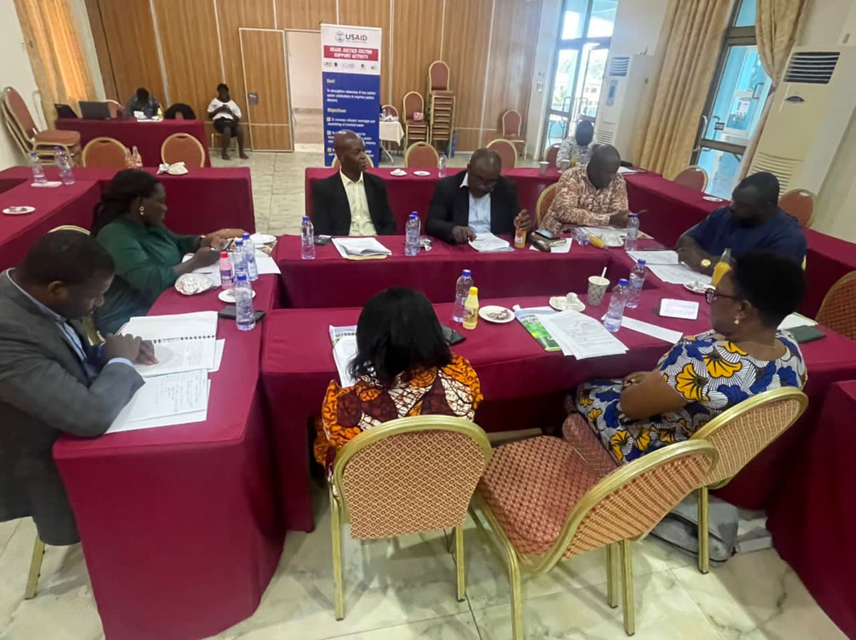 lrc_ghana's tweet image. 1/2 Yesterday and today, together with @lacghana, we organized stakeholders consultative workshop for input into draft paralegal framework and Legislative Instrument on the delivery of legal aid in Ghana. 

#Access2Justice
#LegalAid
#JSSActivity