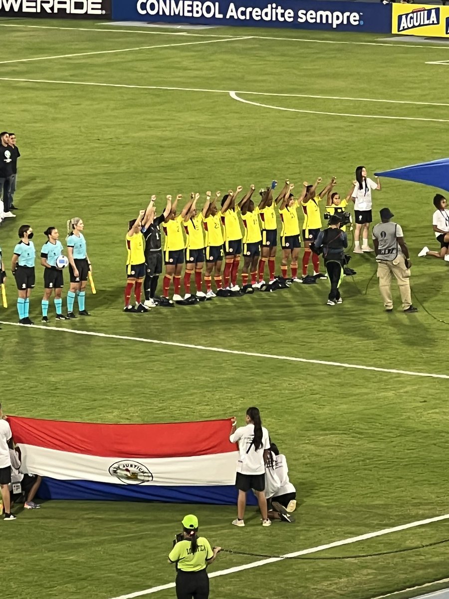 Nicole Regnier tweet media