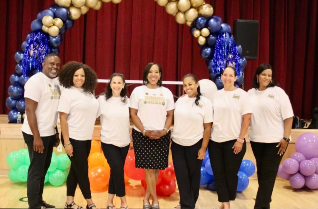 Crystal Bonds tweet media