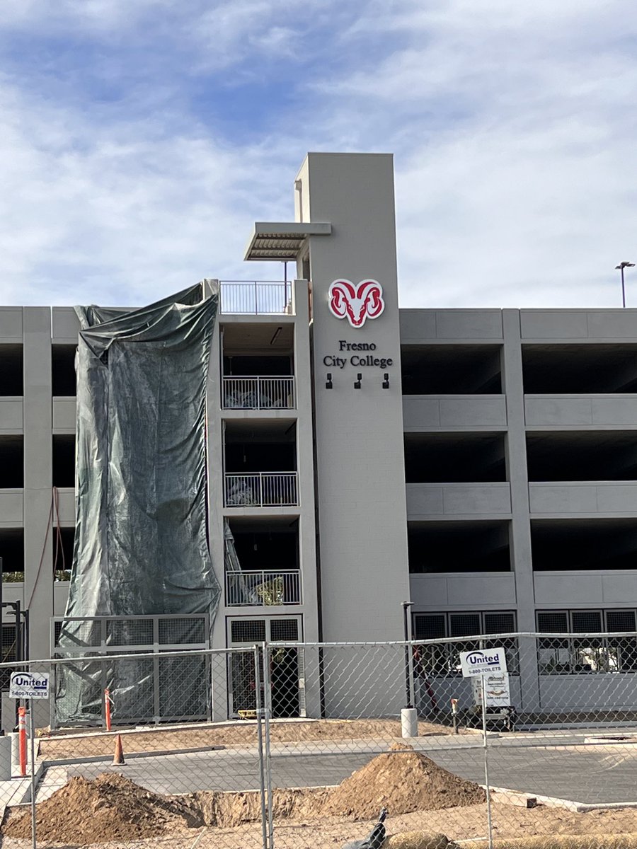 OmarG588's tweet photo. Yes. I take a lot of pictures of our parking structure. But this time- it has the Ram logo. ⁦@fresnocity⁩ https://t.co/uQGEOCuTj7