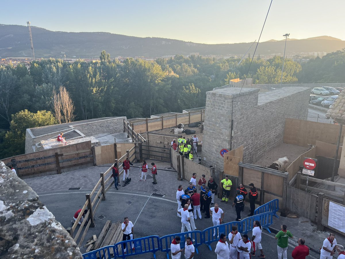 alexocinn's tweet photo. 14 years later…let’s do this… #Pamplona #tooldforthis #SanFermin https://t.co/9VJUQAZZGO