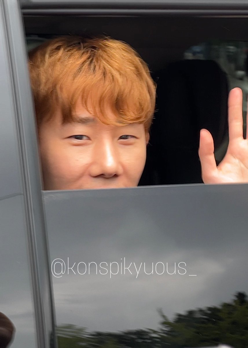 konspikyuous_'s tweet photo. 무차별한 다정함은 fox 다 
김성규는 유죄 fox가 틀림없다 .ᐟ.ᐟ #성규 https://t.co/eXpw3jfYAQ