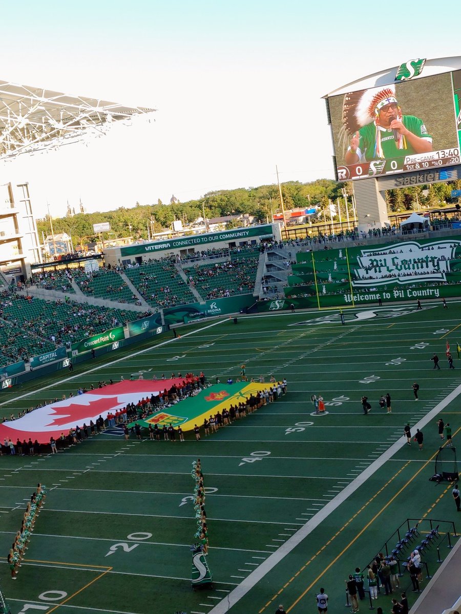 Big_G_09's tweet photo. @sskroughriders Honoring #INDIGENOUS peoples tonight π # #Reconciliation π§‘ #OTTvsSSK @CFL #CFLFamily π #RiderNation π π¨π¦ π https://t.co/sQWsNUlZ6a