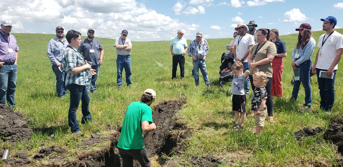 We had an excellent field day this week. Interesting speaker @IntegratedSoils soil pit @boxhfarm and great networking. Enjoyed a few beer afterwards @RebBrewRegina and toasted 20 years of marriage. Thanks to sponsors @khartindustries @GarrattIndust @FCCagriculture @covers_co