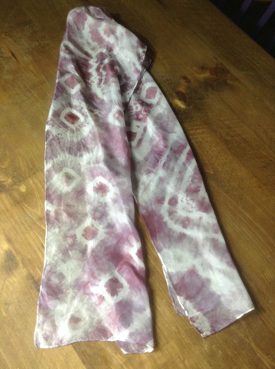 TheProofAngel's tweet image. Purple hand tie dyed lightweight long silk scarf, using procion colours etsy.me/2MoPqB3 #Etsy #TheRainbowAngel #ProcionDye
