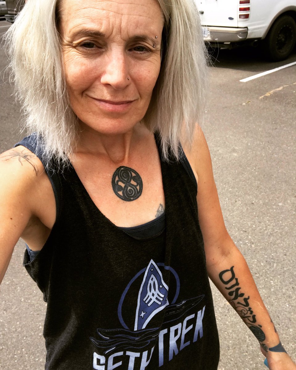 SomebodysMums's tweet photo. #sethtrek #theorville #theorvillenewhorizons #fandom #tvjunkie #bwierdart https://t.co/W16809XCi2