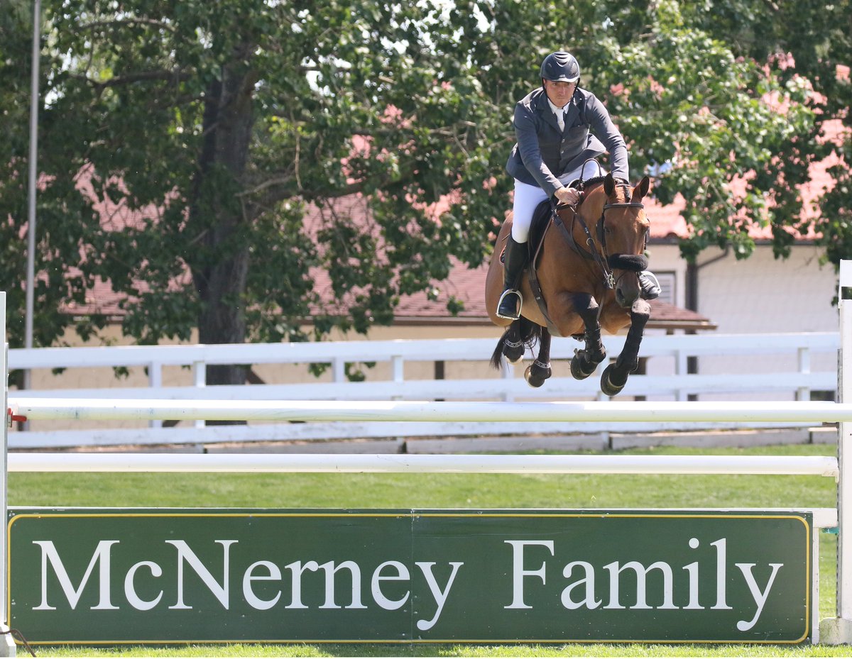 Spruce_Meadows's tweet photo. Jordan Coyle 🇮🇪 won the McNerney Family Jumper 1.45M on the North American Ring!
#sprucemeadows #showjumping #fei #northamerican #equestrian #yycevents #jordancoyle https://t.co/TuF2oGY0eE