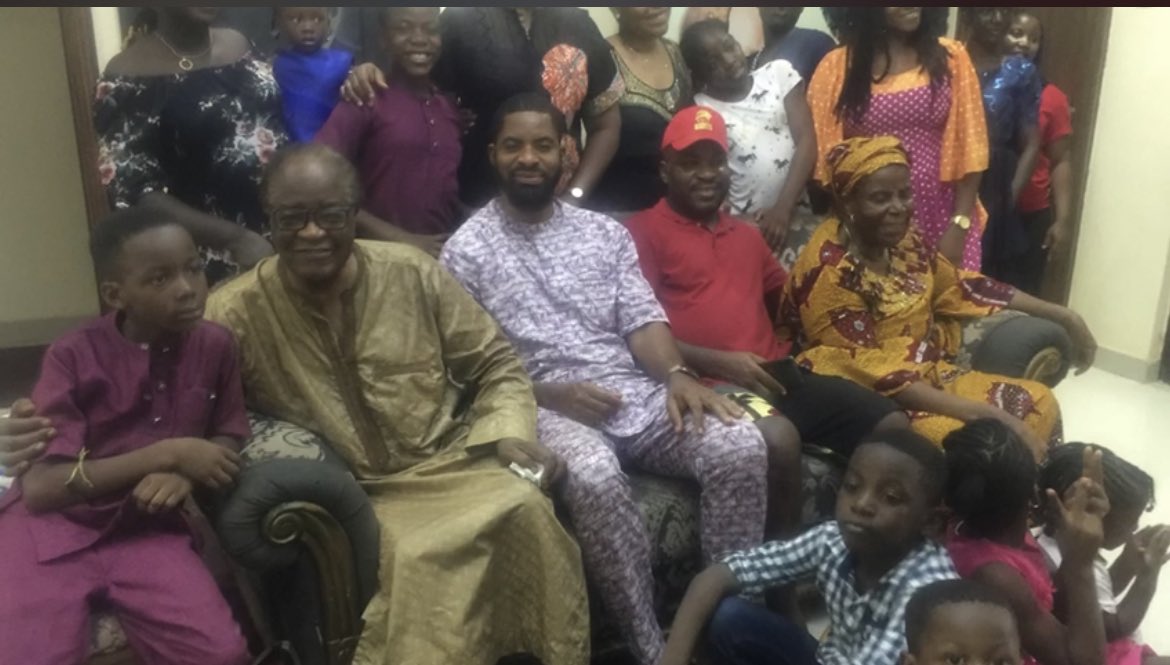 BUHARIBEGONE's tweet photo. Can someone please ask Mr. Deji Adeyanju if today’s Nigeria is what he wishes for these small children ? He has chosen to support evil and have made absolute sure that he is always on the wrong side of history every time. Deji is a selfish human being. https://t.co/RNlpaGKcBw