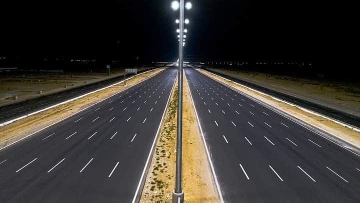 suez_egypt2023's tweet photo. طريق السويس الصحراوي 
مجرد ما توصل للـ ١٠٩ عينك ماتشوف إلا السواد
. https://t.co/hxSPyO7cSl