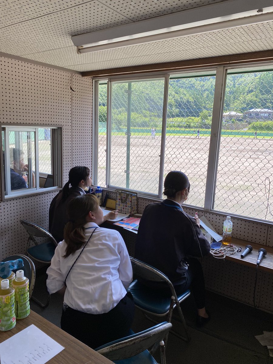 nifsbbc's tweet photo. 【新人戦鹿児島予選】
7/9(土)
新人戦鹿児島予選開幕しております❗️鹿児島リーグ学生運営スタッフの裏側の一部をお見せします👍
#corewide #鹿児島 #鹿児島リーグ
#新人戦 #大学野球 #鹿屋体育大学 #鹿児島大学 #第一工科大学 #鹿児島国際大学 https://t.co/CBimuYNBAv