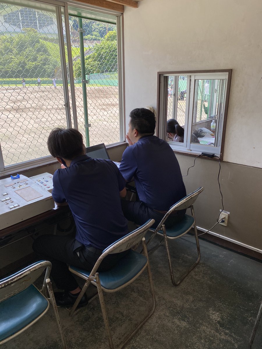 nifsbbc's tweet photo. 【新人戦鹿児島予選】
7/9(土)
新人戦鹿児島予選開幕しております❗️鹿児島リーグ学生運営スタッフの裏側の一部をお見せします👍
#corewide #鹿児島 #鹿児島リーグ
#新人戦 #大学野球 #鹿屋体育大学 #鹿児島大学 #第一工科大学 #鹿児島国際大学 https://t.co/CBimuYNBAv