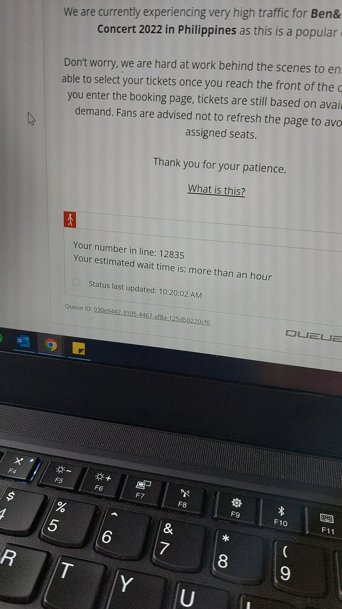 benopfeels's tweet photo. waw ang haba ng queue @BenAndBenMusic https://t.co/t90BstK41a