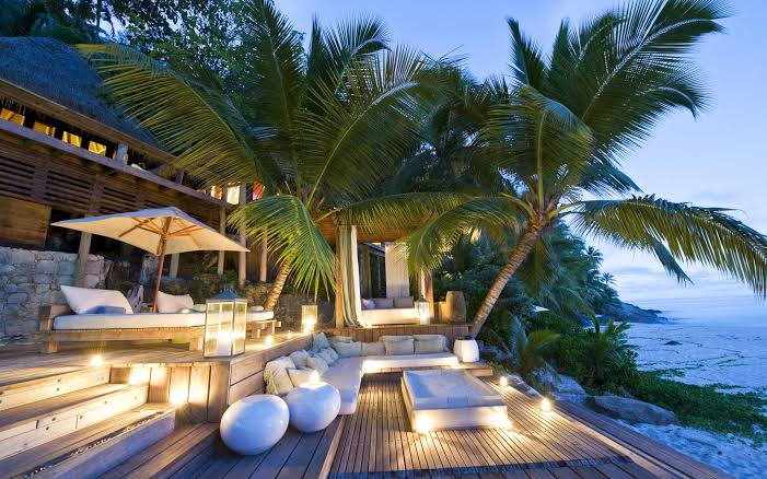 africanindex_'s tweet photo. The Seychelles

- Africa's smallest country

- Least east corrupt country

- 4% unemployment rate 

- Highest literacy rate of 95.9%

- Highest minimum wage of $426

- Highest GDP per capita

- 99% electricity access

- Most powerful passport https://t.co/B1gsJCevXP