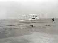 gamingguyironm1's tweet photo. The historical moment of wright https://t.co/48BCiVeEsz first motor operated airplane
#wrightbrother https://t.co/IyfhLMKHVc