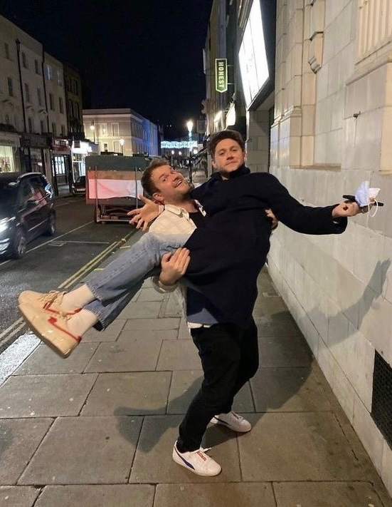 taking over the town one bestie at a time🤞🏼