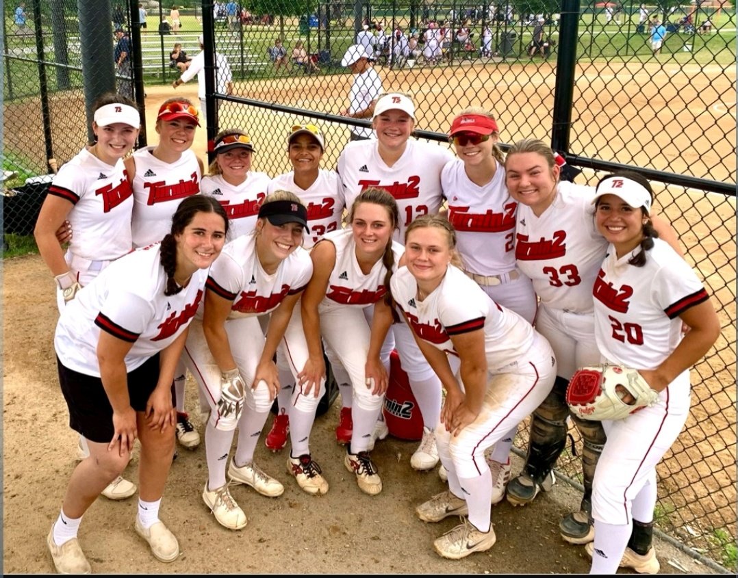 T2Smigiel's tweet photo. 4th seed (2-2) of 8 in 1 of the top tourneys in the Illinois, Stars n Stripes. Time for bracket play, let's stay a while🥎🙌🏾 
@DaveBetcher1 @Turnin2Softball @IHartFastpitch @Los_Stuff @softball_iq https://t.co/Yj7oBCq4WA