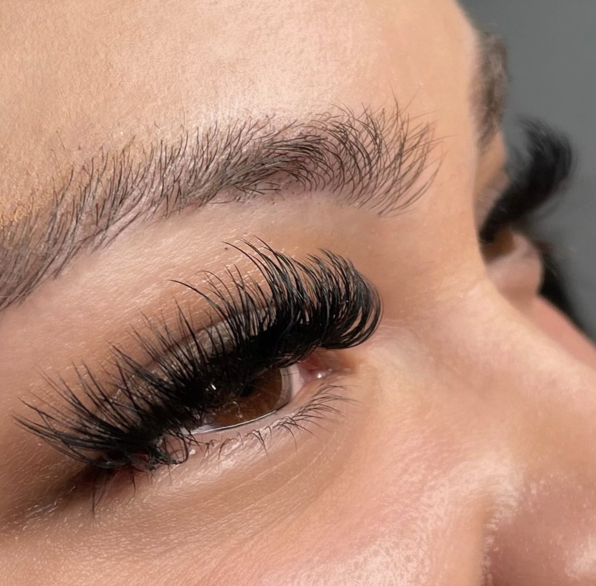 nicababess's tweet photo. Hi friends 🫶🏼 
I’m a lash artist located in OC, here are a few sets I’ve done! I do house calls as well for all my busy babes! Pls rt to find potential new clients 🤞🏼

IG @/theebeautyybarr 🖤 https://t.co/9lHxfoyFeI
