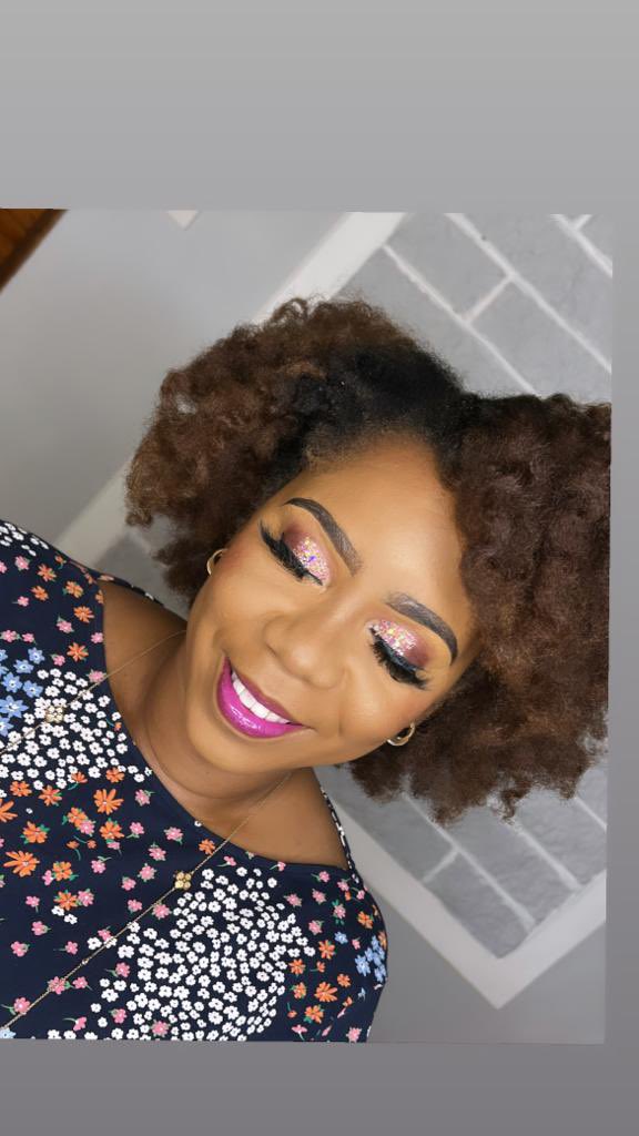 LCC_goes_global's tweet photo. Because if you’re going to be chaperoning at a prom why not look the part #facebeat #promglam https://t.co/ikU9cPILFL